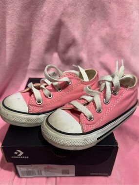 Converse Kids Pink Low-Top Canvas Sneakers with White Accents